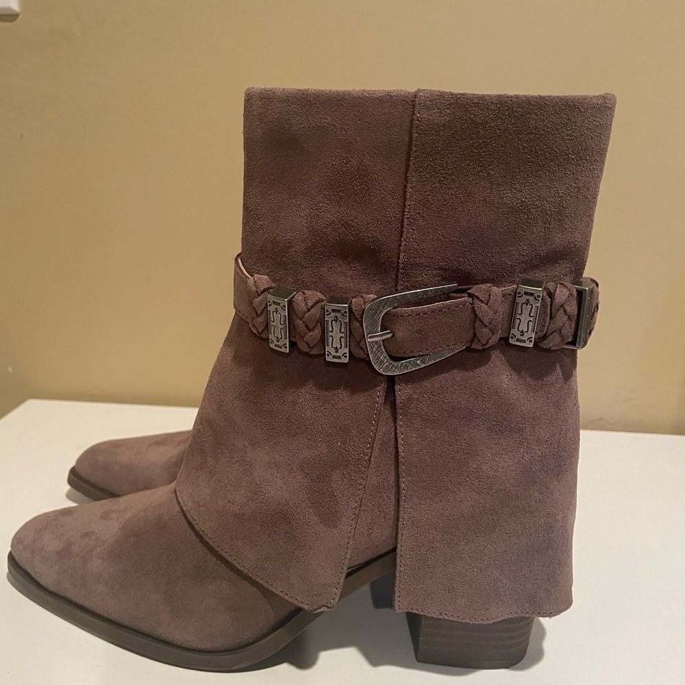 Crown Vintage Brown Ankle Boots with Braided Buckle